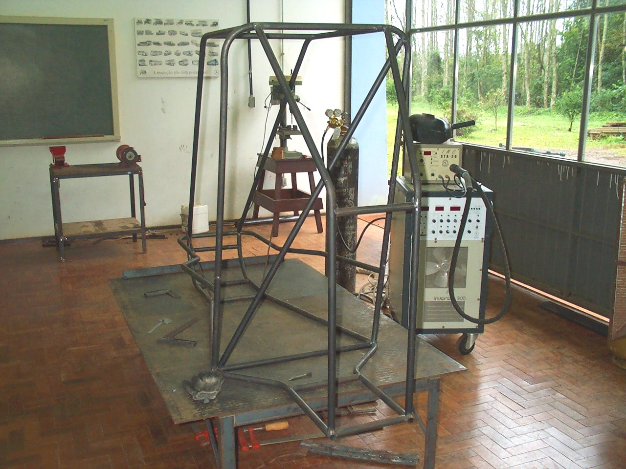 Imagem 15 de 24  -  308 kB